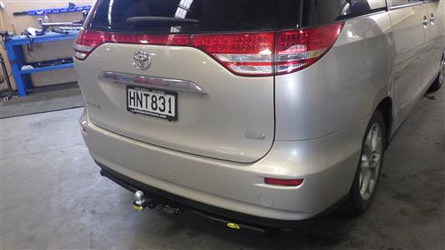 toyota estima towbar